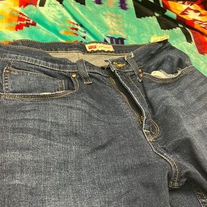 Wranglers Slim Straight Jeans